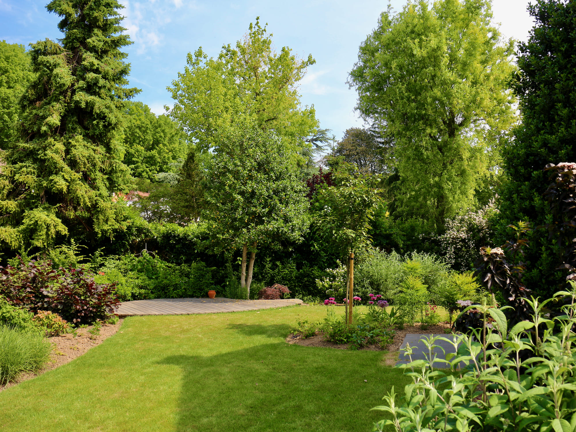 Romantische tuin in Engelse stijl 4